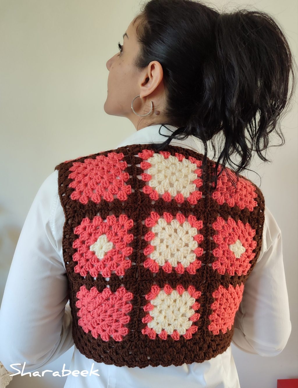 Gilet en crochet&nbsp;.Marron