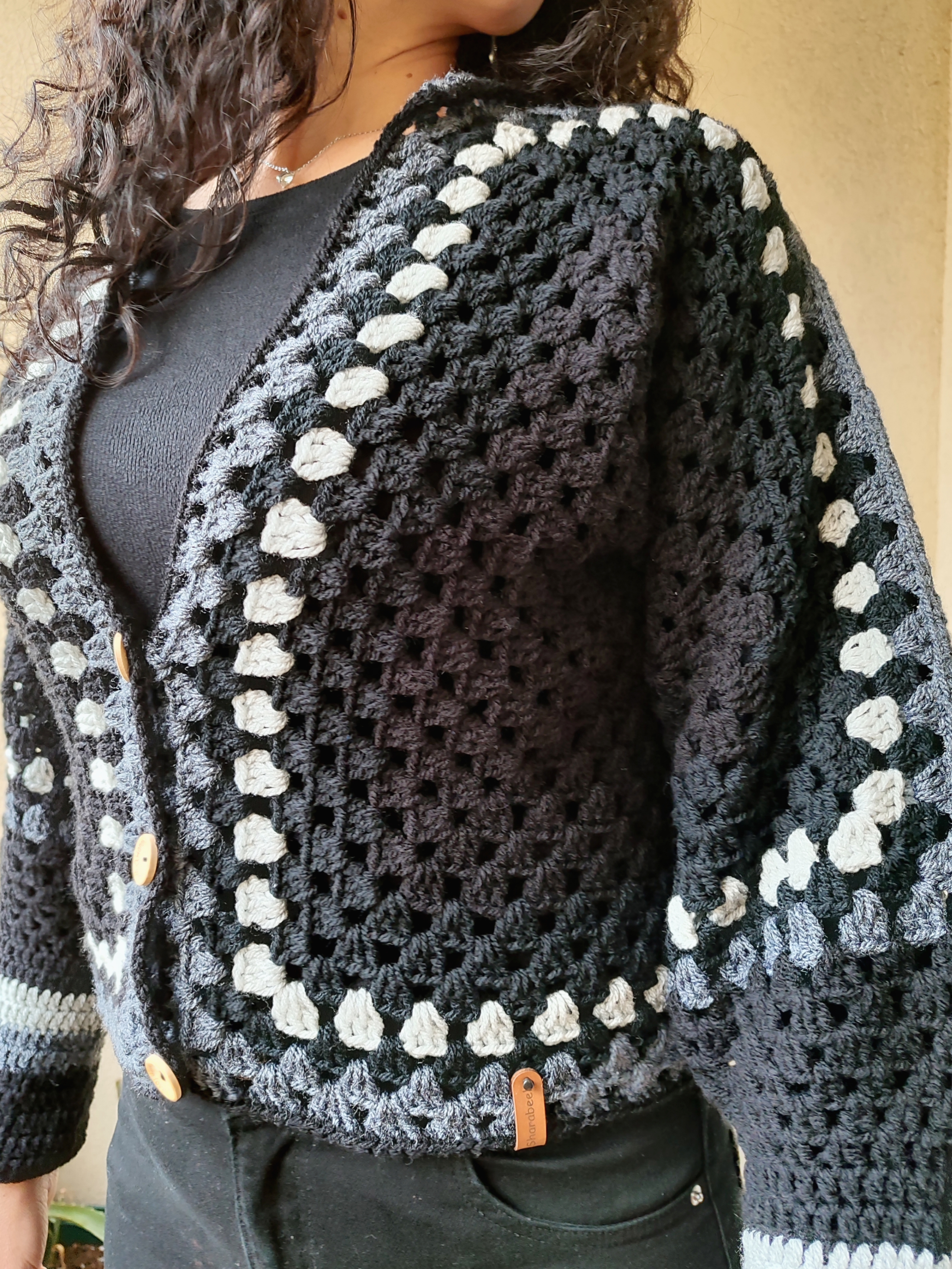 Veste carrée. noir