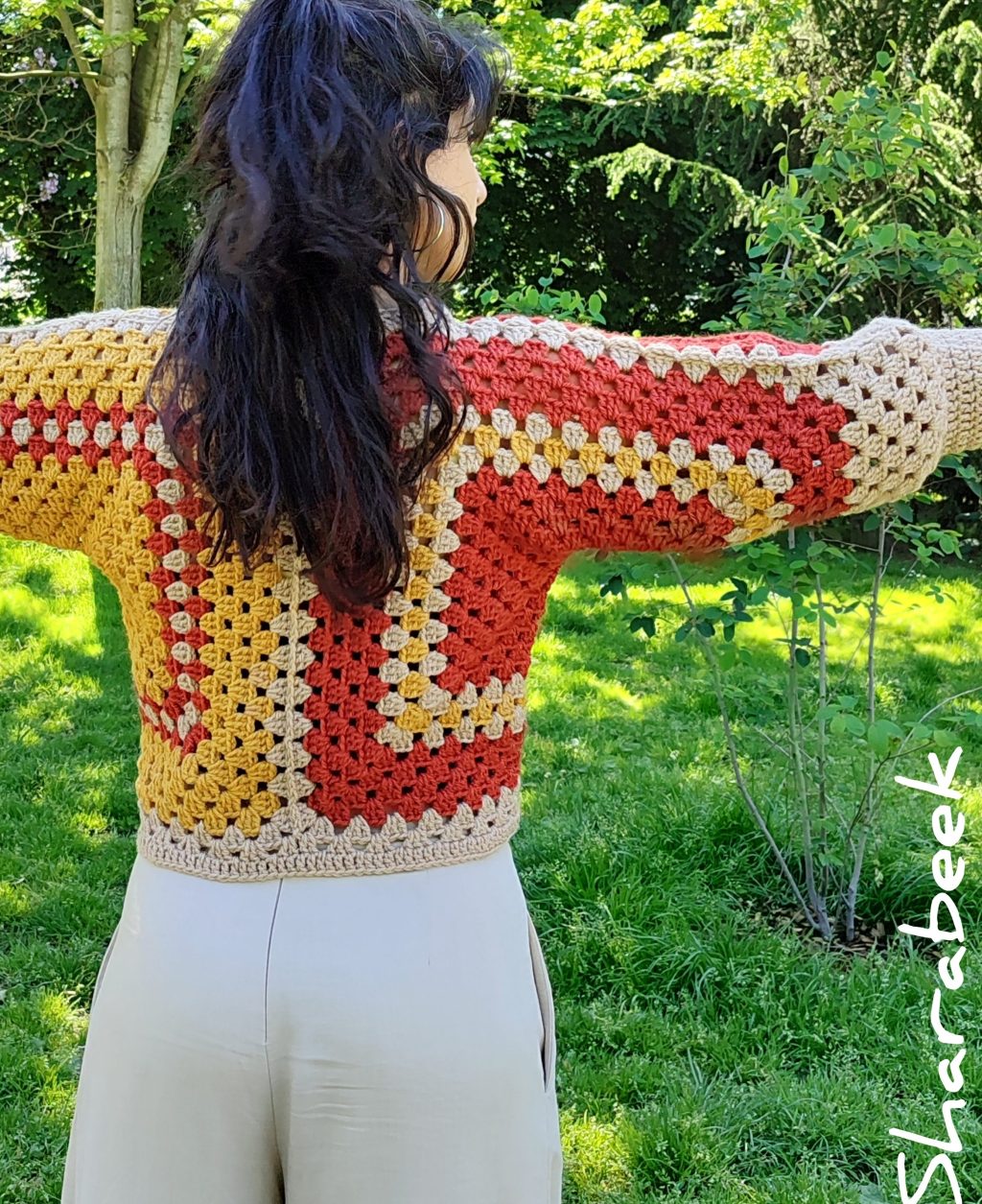 Veste carrée. orange